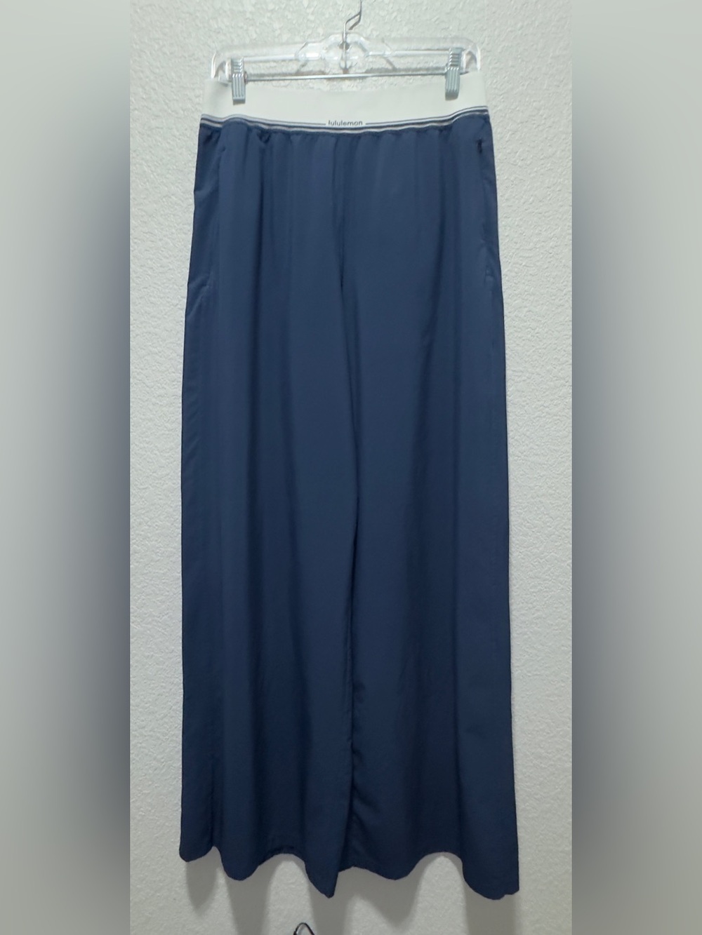 Lululemon Swift HighRise Wide-Leg Pant Logo Waistband Club Blue/White Size Large